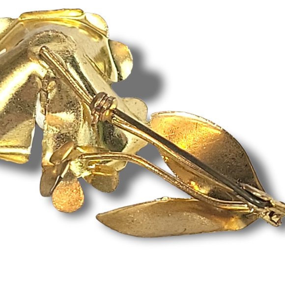 Vintage Brooch Pin Flower White Enamel Faux Diamond Center Gold Tone Mid Century - Picture 4 of 6